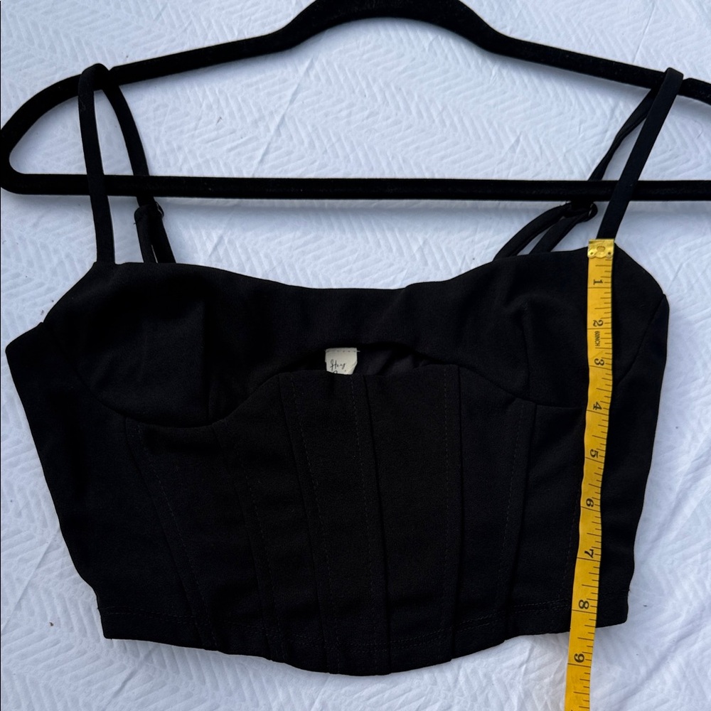 Black Structured Bustier Crop Top with Adjustable Straps - Picture 5 of 7